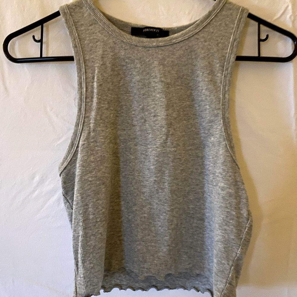 Forever 21 gray crop top with wide arms size large